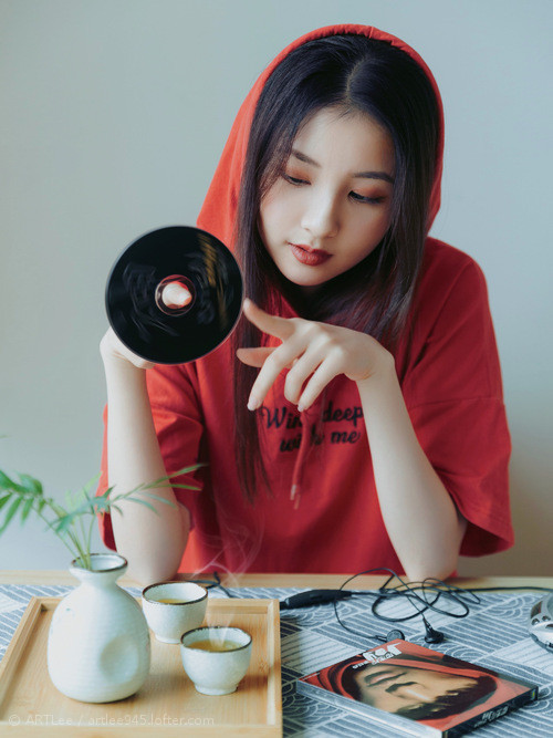 九游电竞中心-德甲：多支豪门补强中场，争取荣誉，德甲豪门有哪些球队